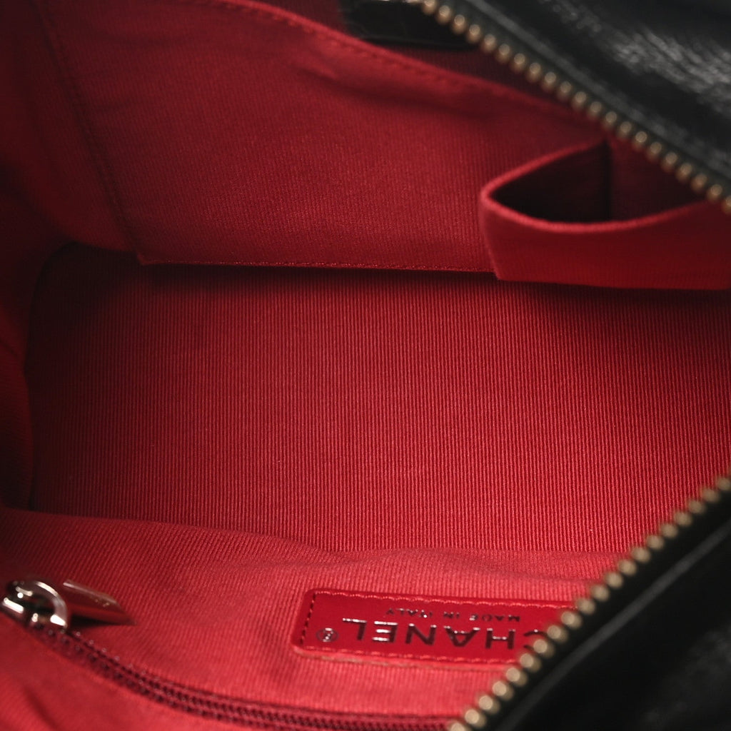 Aged Calfskin Quilted Small Gabrielle Hobo Black
