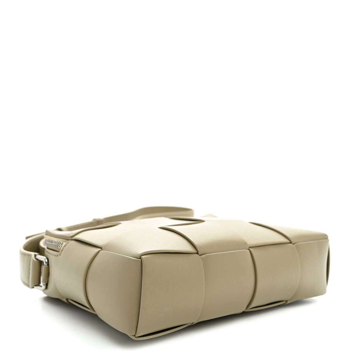 Lambskin Maxi Intrecciato Cassette Camera Bag Travertine