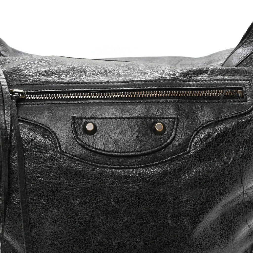 Agneau Classic Hardware Day Hobo Black