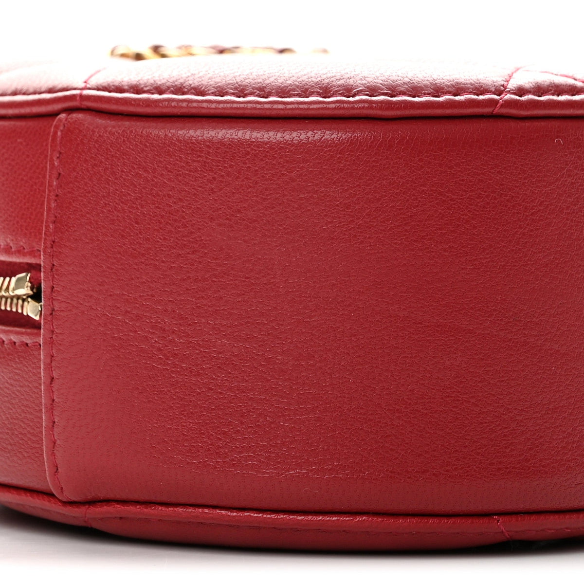 Shiny Goatskin Quilted Chanel 19 Round Clutch With Chain Red