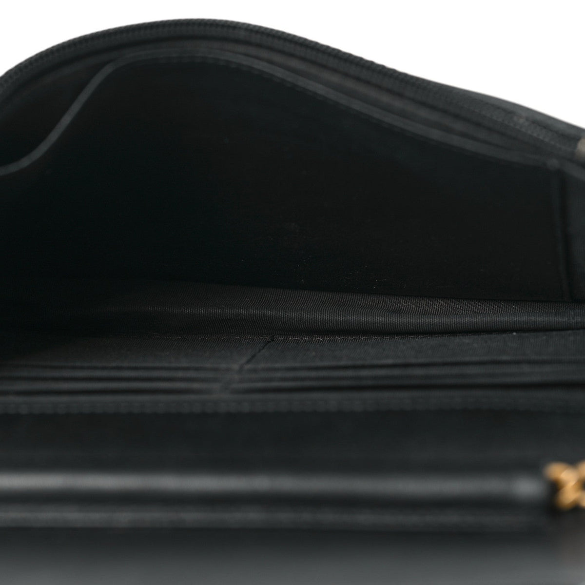 Caviar Quilted Boy Wallet On Chain WOC Black