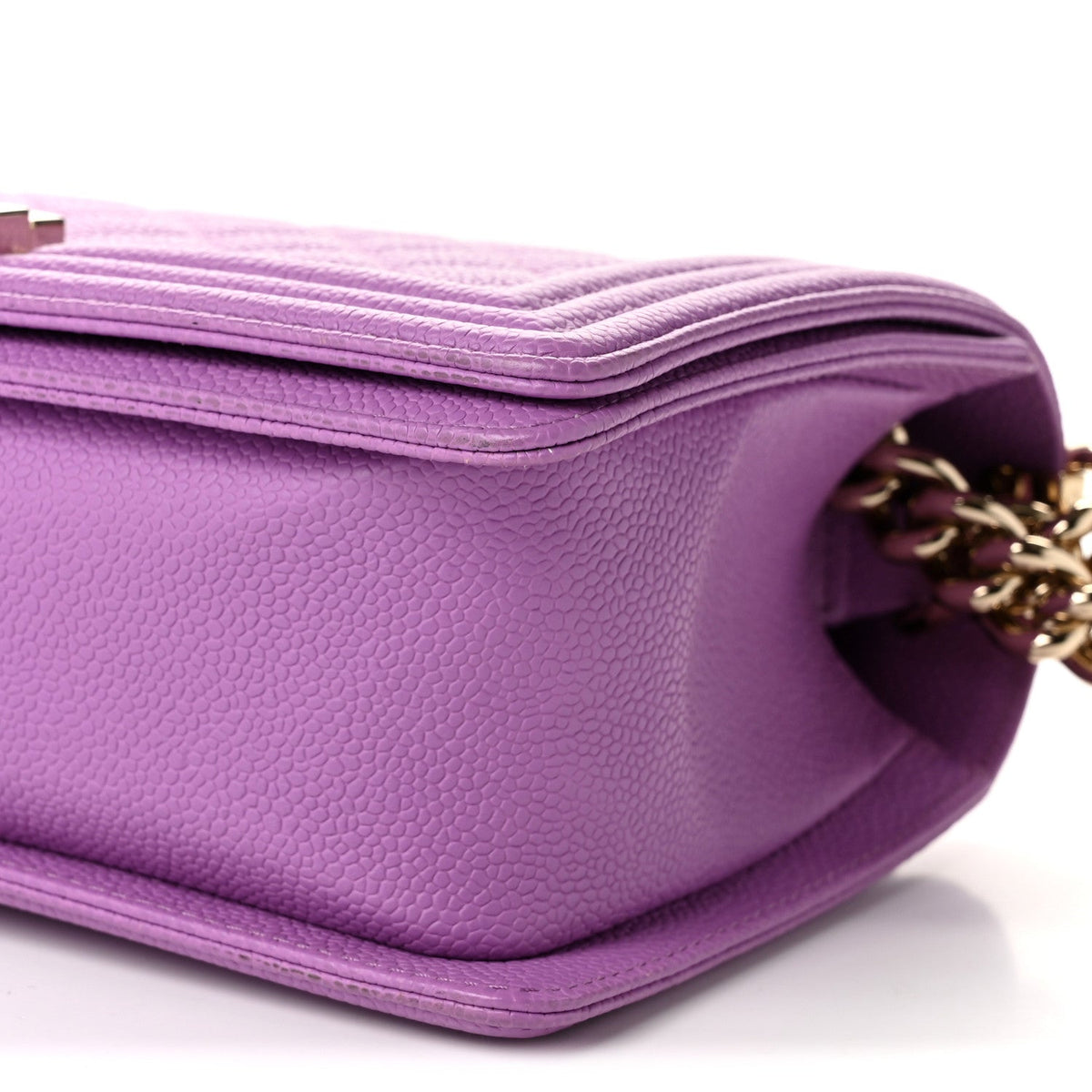 Caviar Quilted Medium Boy Flap Purple