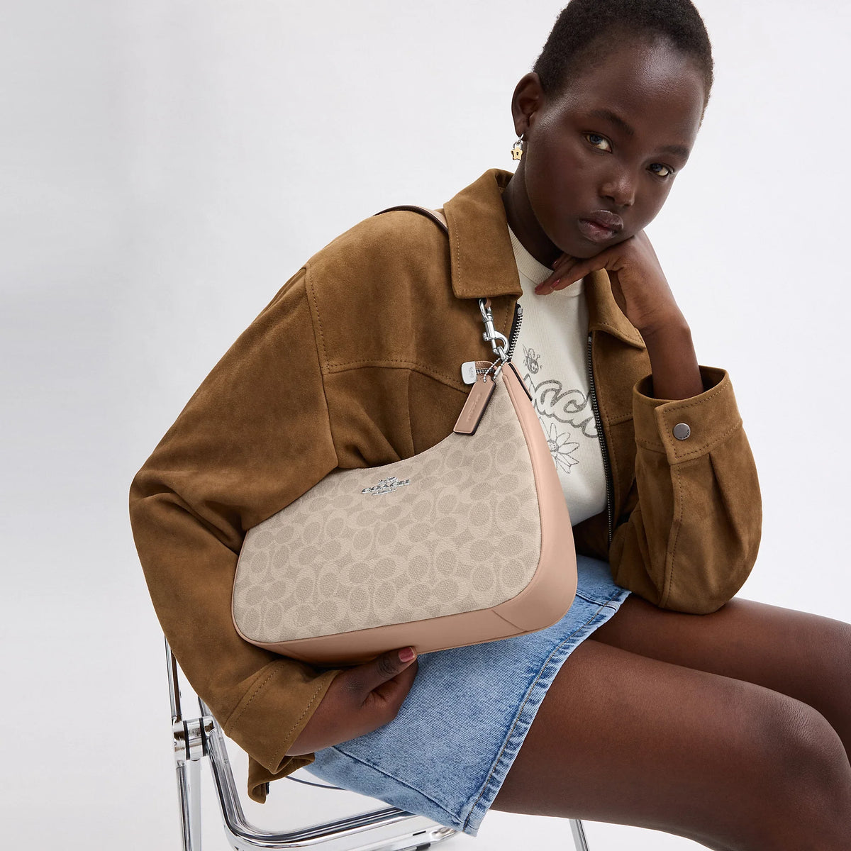 Coach Outlet Teri Hobo Bag In Signature Canvas