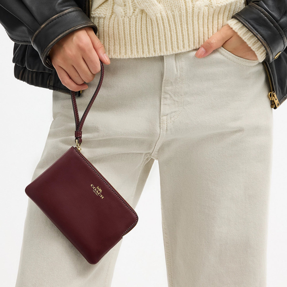 Coach Outlet Corner Zip Wristlet
