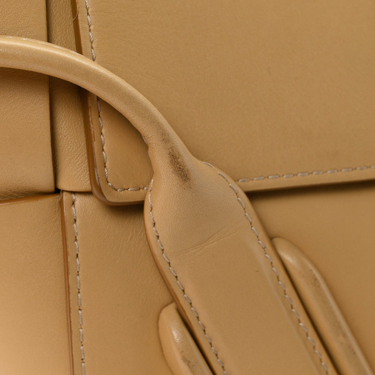 French Calfskin Maxi Intrecciato Small Arco Tapioca