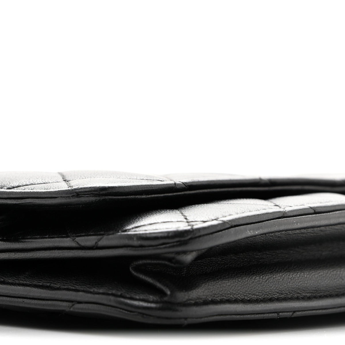 Lambskin Quilted Wallet On Chain WOC Black