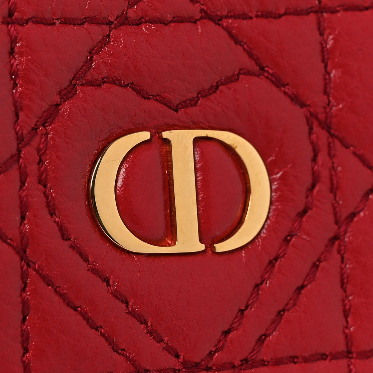 Calfskin Cannage Dioramour Caro Heart Pouch With Chain Bright Red