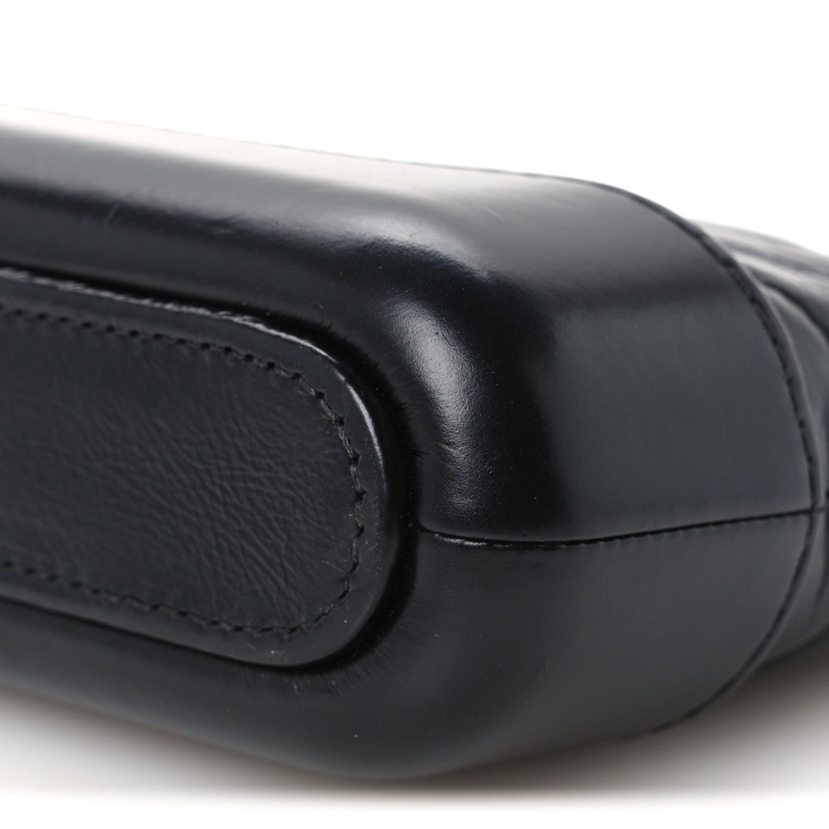 Aged Calfskin Chevron Quilted Small Gabrielle Clutch With Chain Black