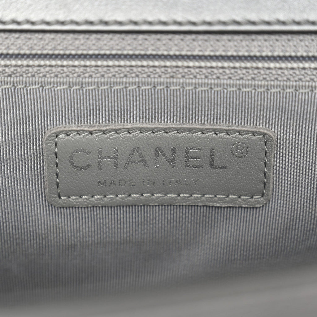 Metallic Calfskin Quilted New Medium Boy Flap Grey