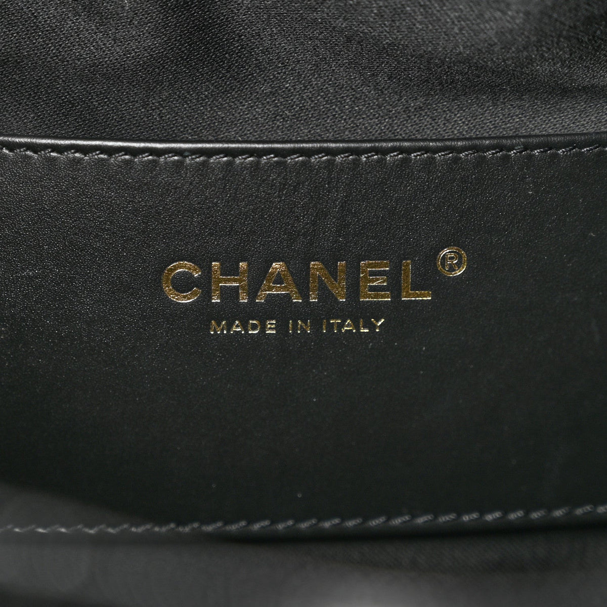 Caviar Quilted Medium Chanel 25 Handbag Black