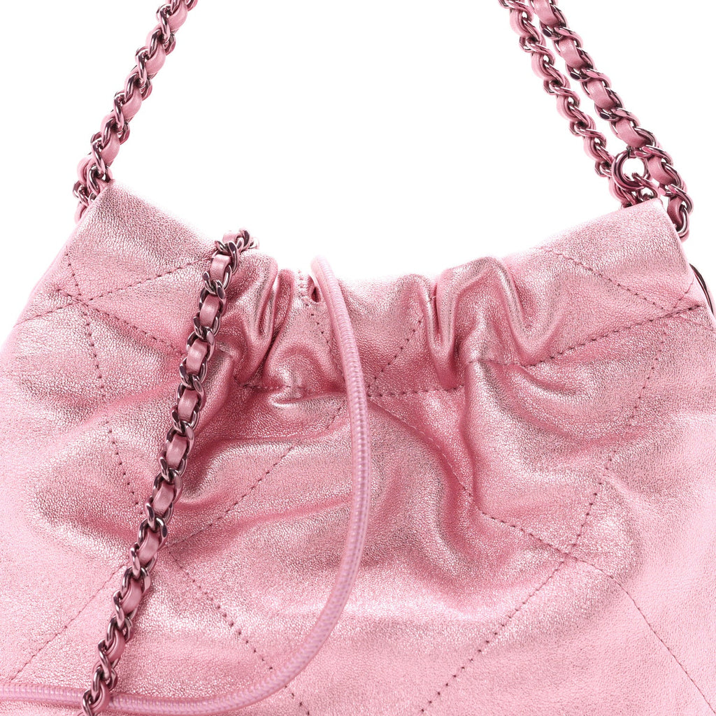 Metallic Lambskin Lacquered Monochrome Quilted Mini Chanel 22 Pink