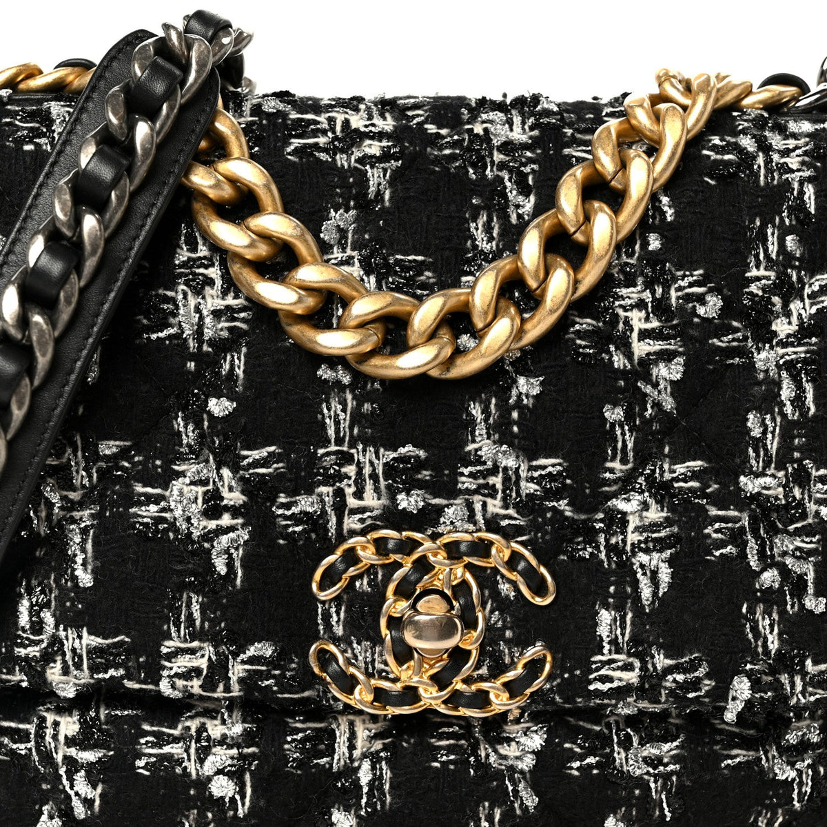 Tweed Quilted Medium Chanel 19 Flap Black Silver Ecru