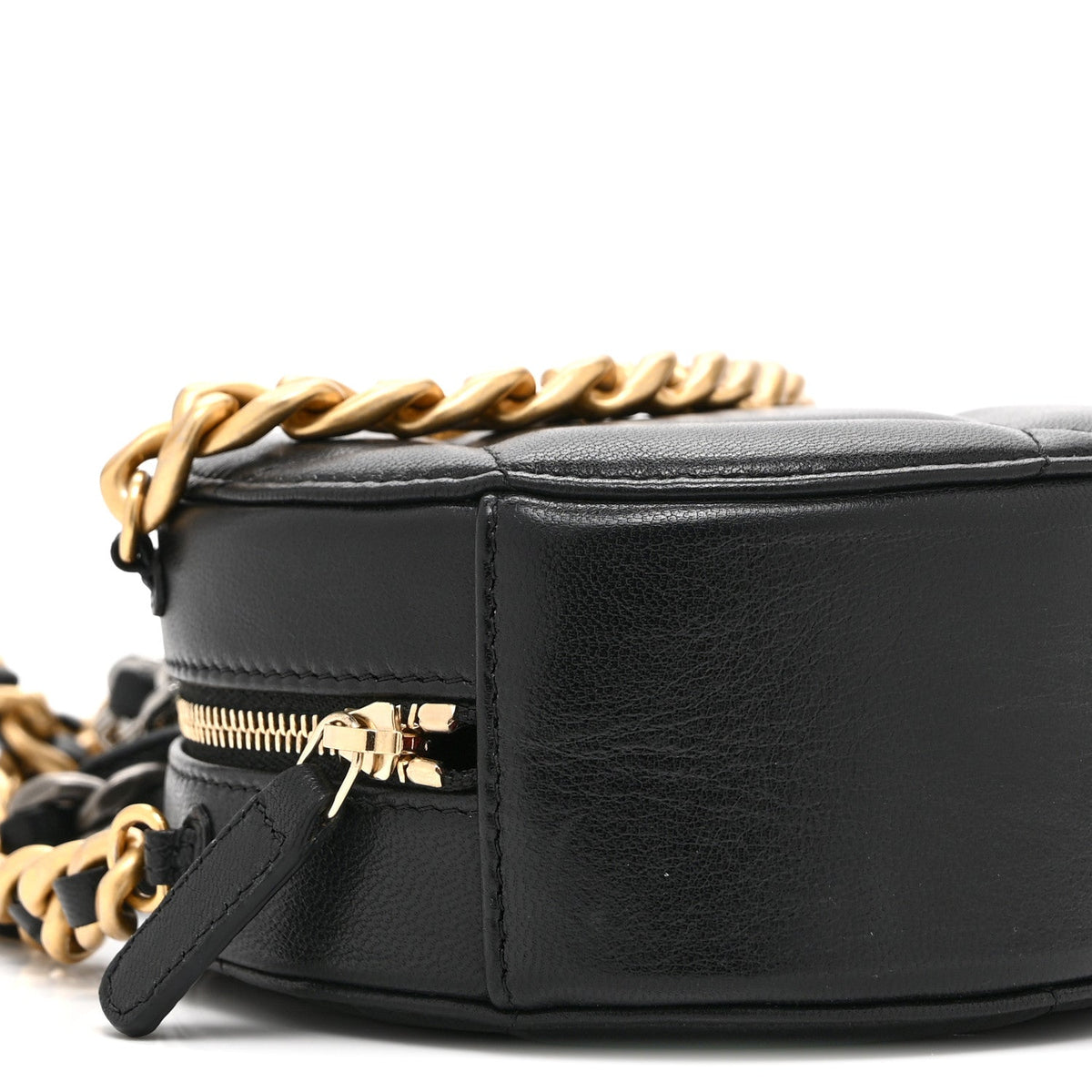 Shiny Goatskin Quilted Chanel 19 Round Clutch With Chain Black