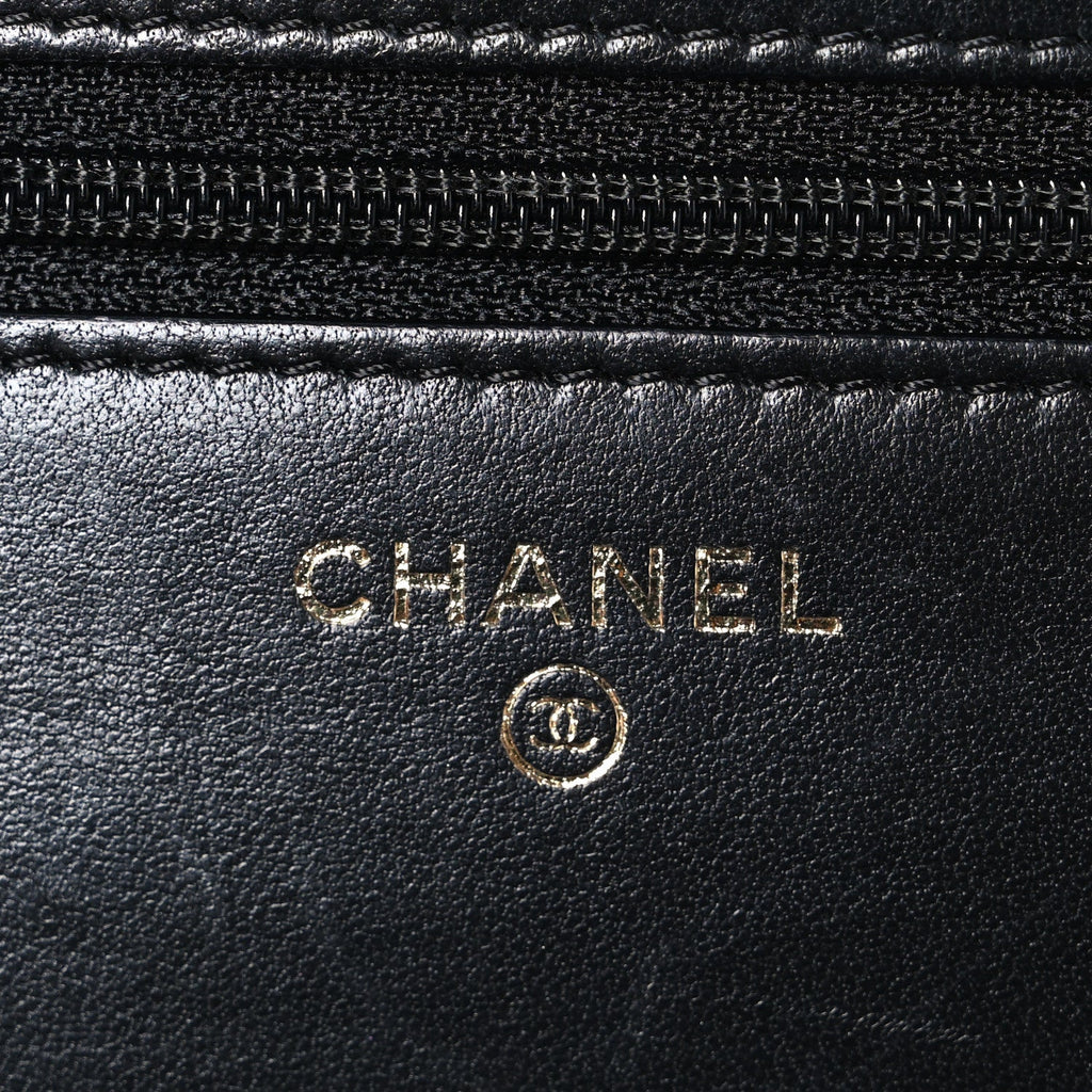 Lambskin Camellia Wallet on Chain WOC Black
