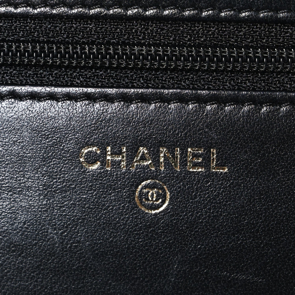 Lambskin Camellia Wallet on Chain WOC Black