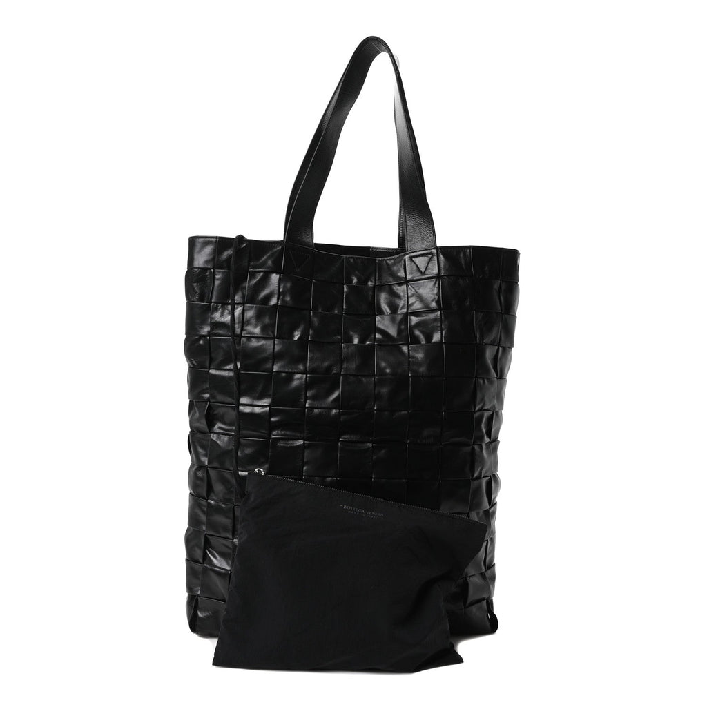 Paper Calfskin Maxi Intrecciato Cassette Tote Black
