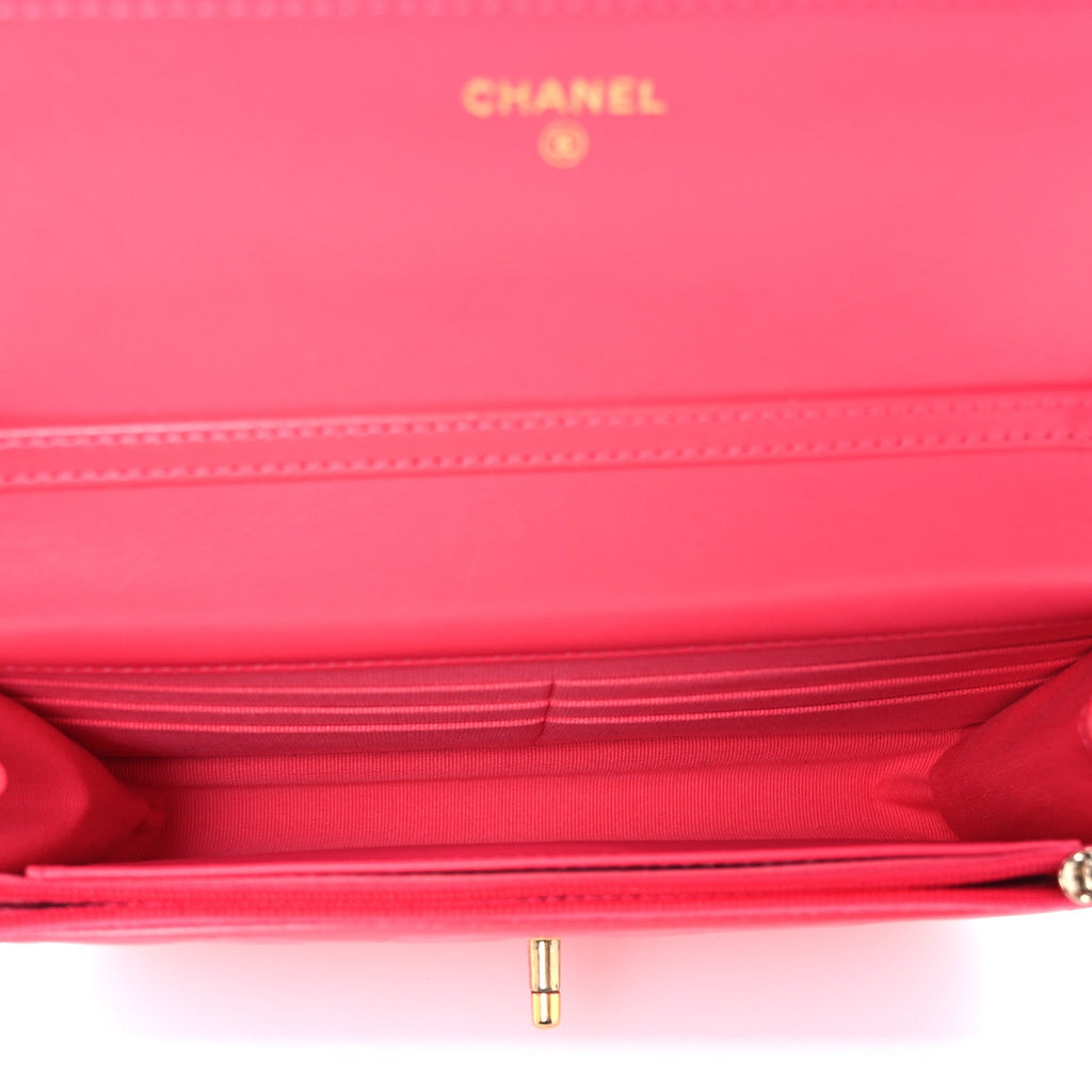 Lambskin Enamel Quilted CC Wallet on Chain WOC Pink