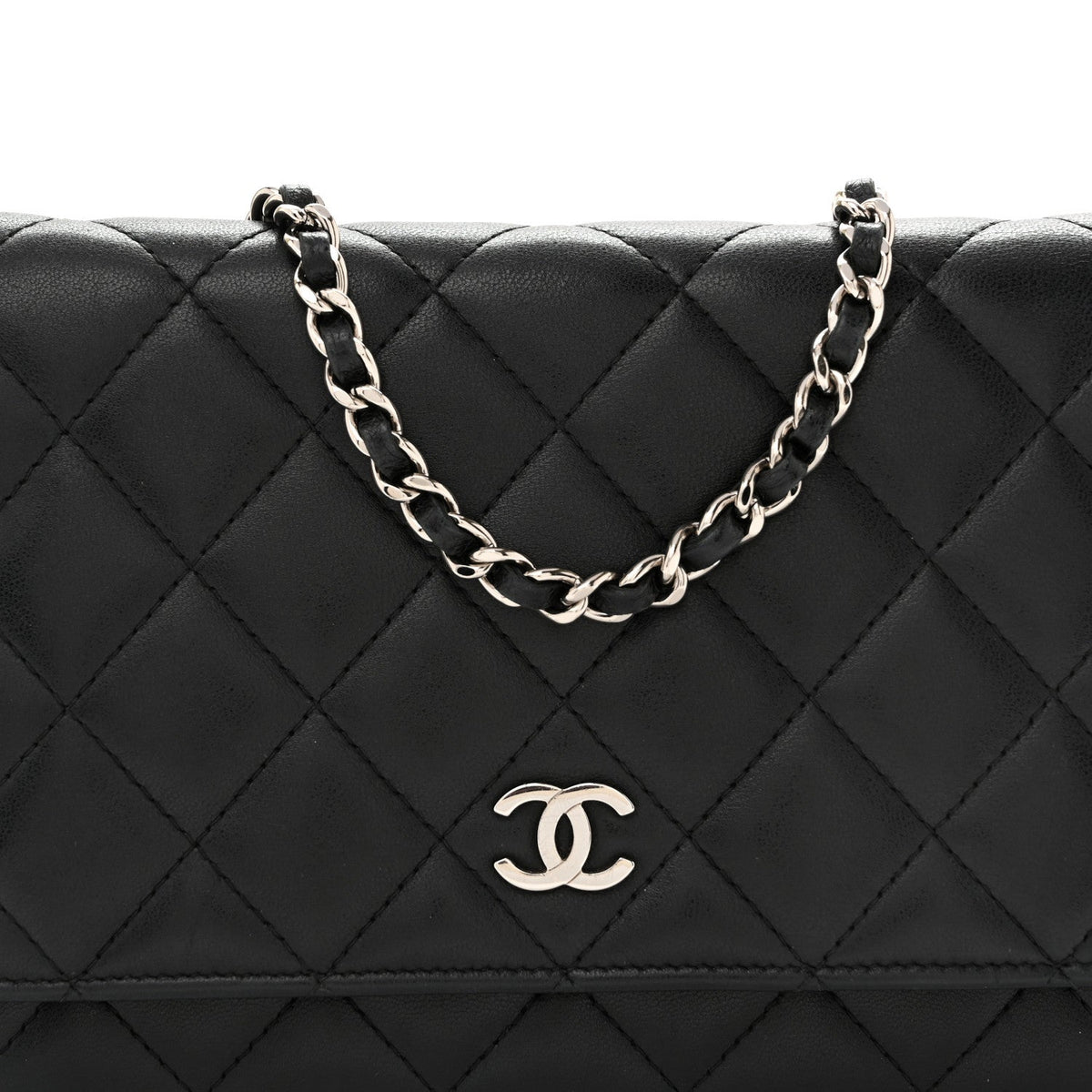 Lambskin Quilted Wallet On Chain WOC Black