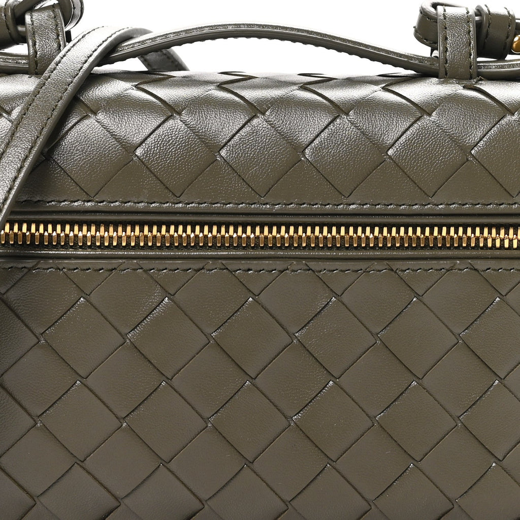 Calfskin Intrecciato Bang Bang Vanity Case Cypress