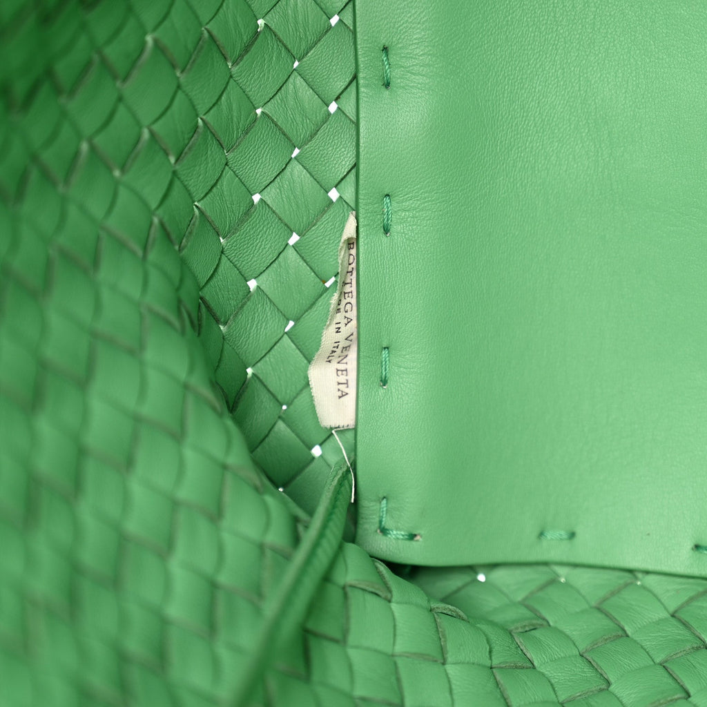 Nappa Intrecciato Medium Cabat Green
