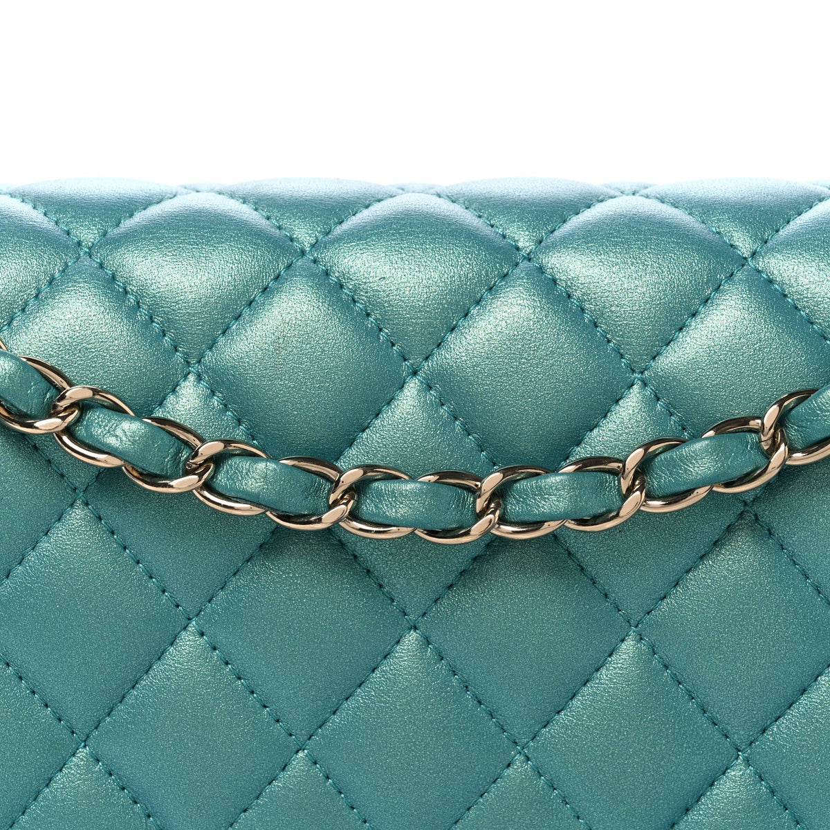 Iridescent Lambskin Quilted Medium Double Flap Green