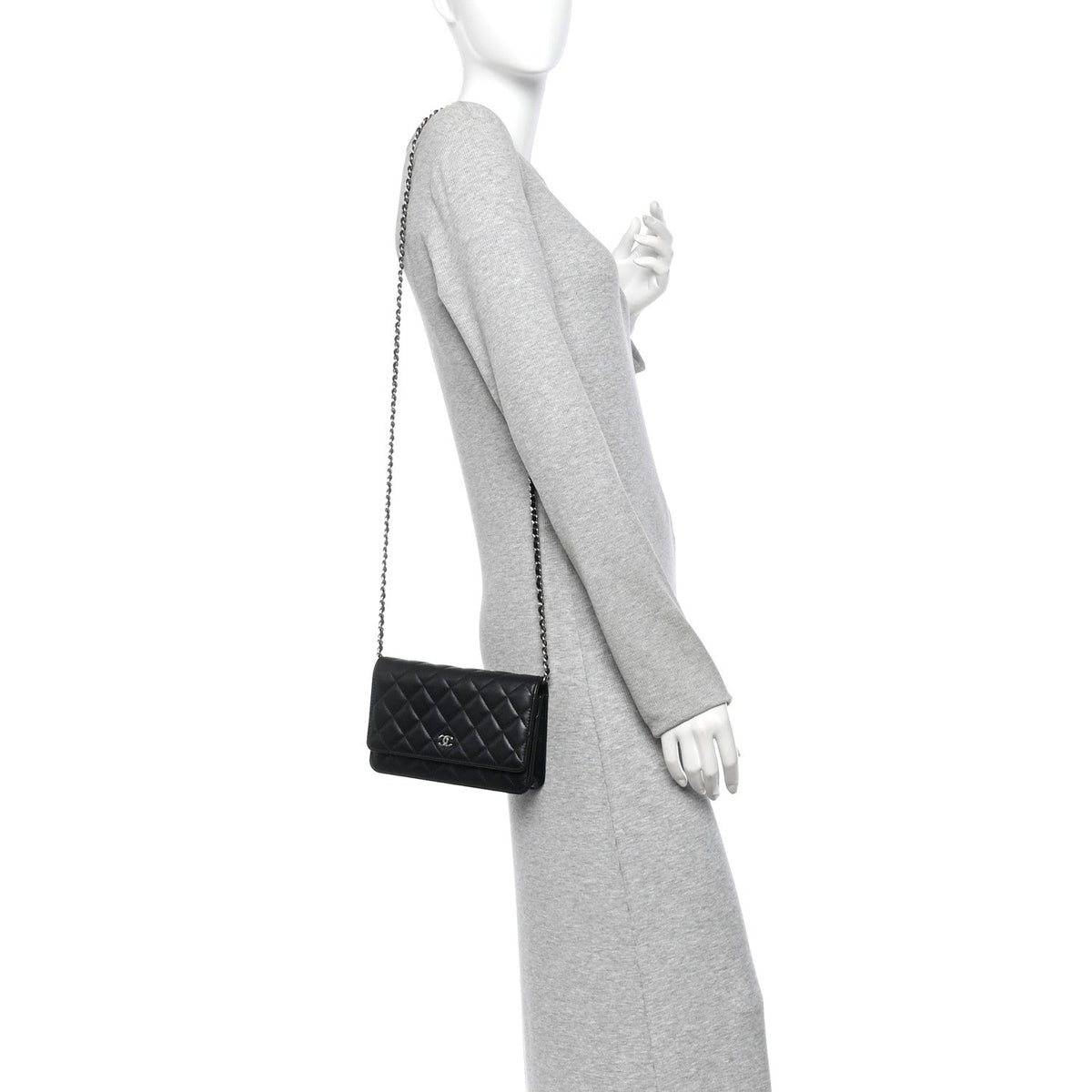 Caviar Quilted Wallet on Chain WOC Black