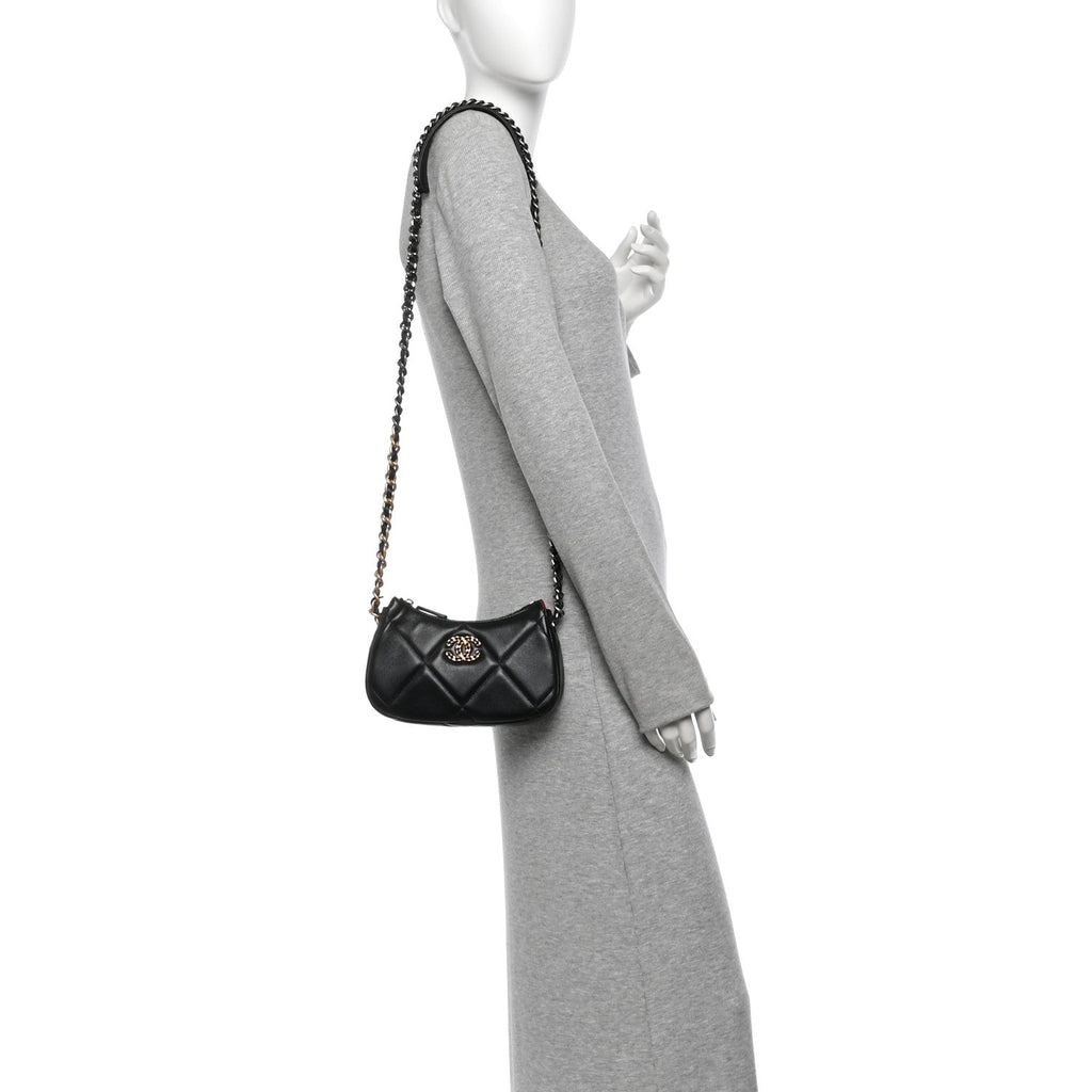 Lambskin Quilted Chanel 19 Hobo Clutch With Chain Black