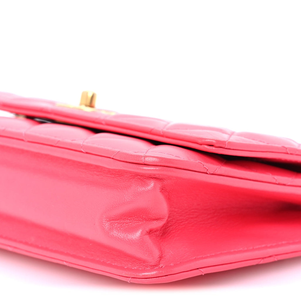 Lambskin Enamel Quilted CC Wallet on Chain WOC Pink