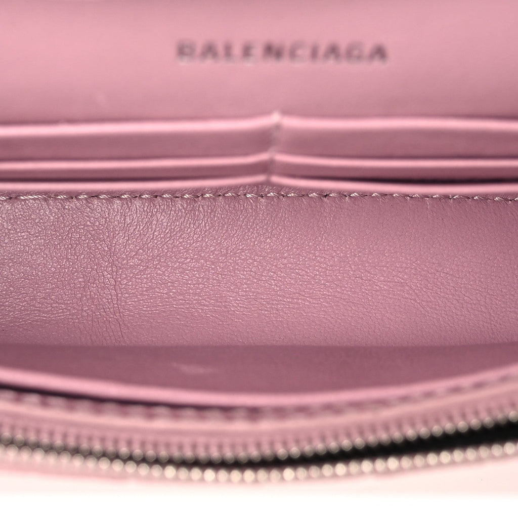 Shiny Calfskin Crocodile Embossed Hourglass Chain Bag Powder Pink