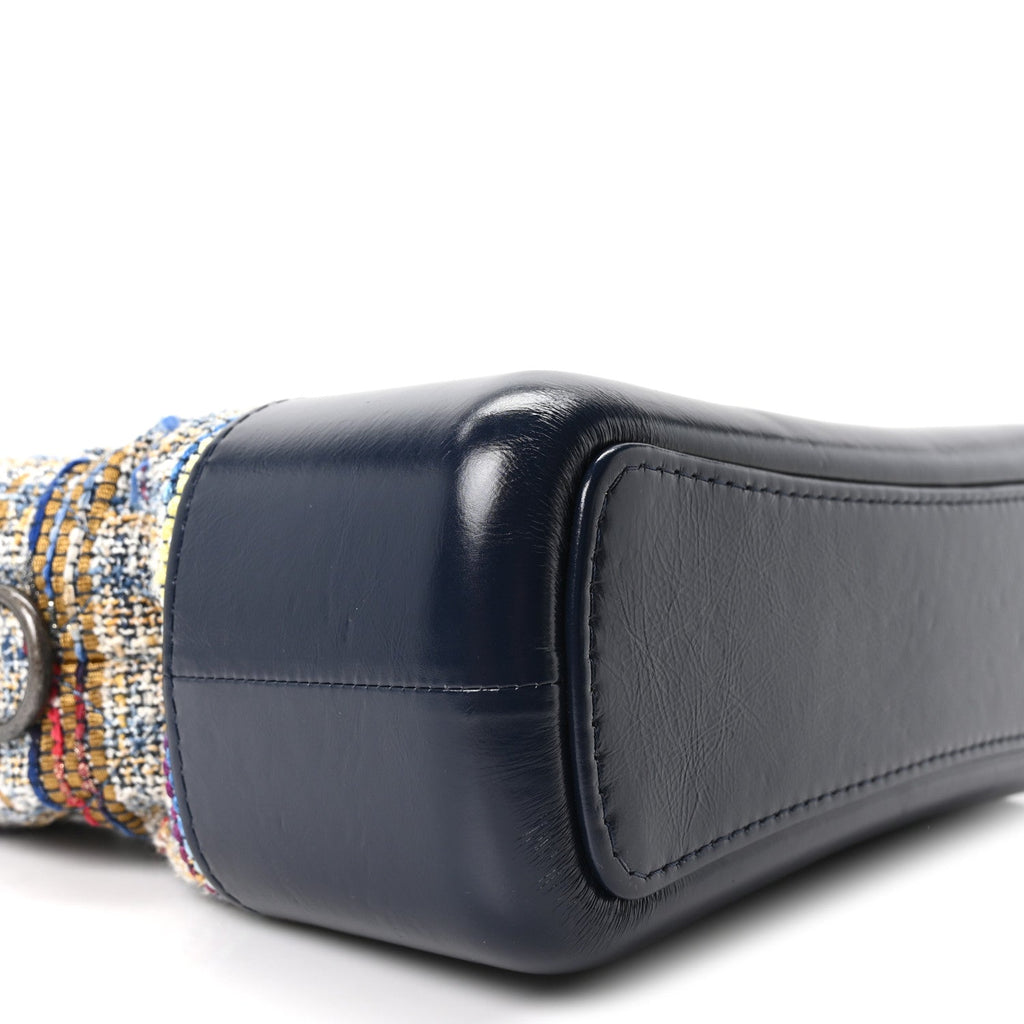 Tweed Calfskin Quilted Medium Gabrielle Hobo Navy