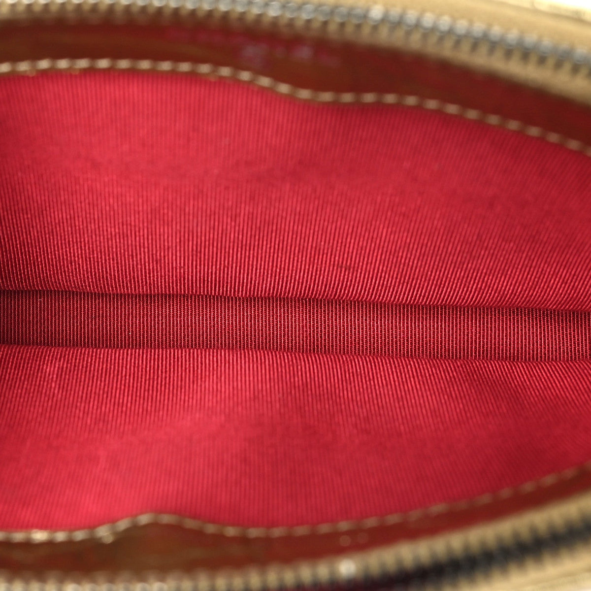 Metallic Aged Calfskin Quilted Small Gabrielle Clutch With Chain Gold