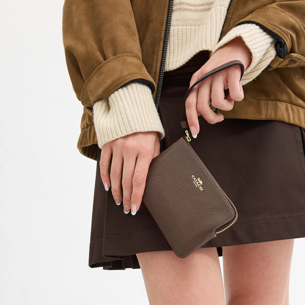Coach Outlet Corner Zip Wristlet