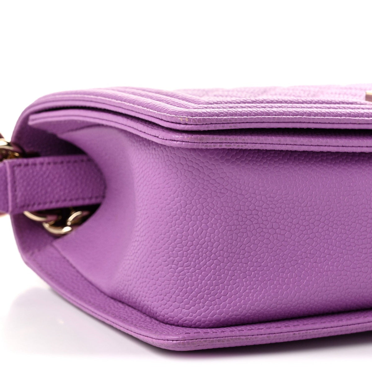 Caviar Quilted Medium Boy Flap Purple