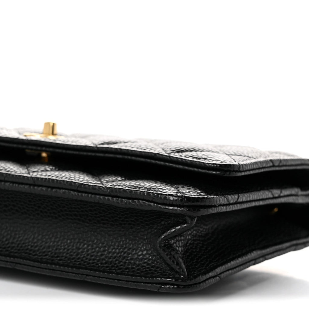 Caviar Quilted CC Turnlock Wallet On Chain WOC Black