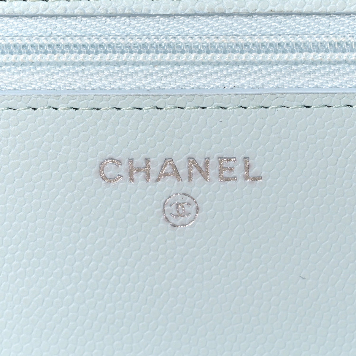 Caviar Quilted Wallet on Chain WOC Light Blue