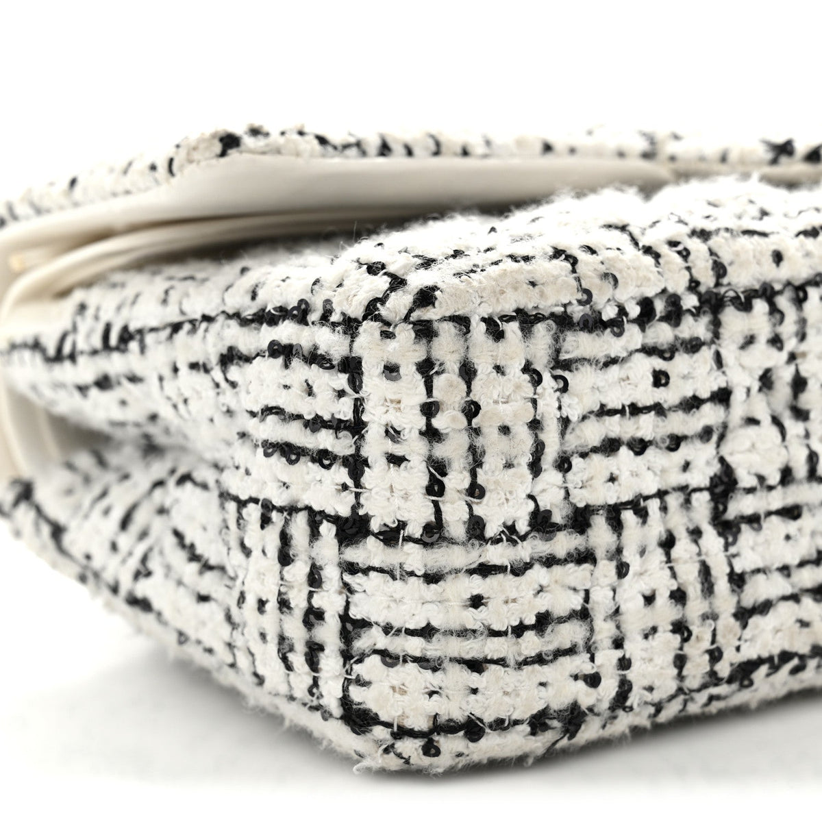 Tweed Sequin Quilted Medium Double Flap White Black
