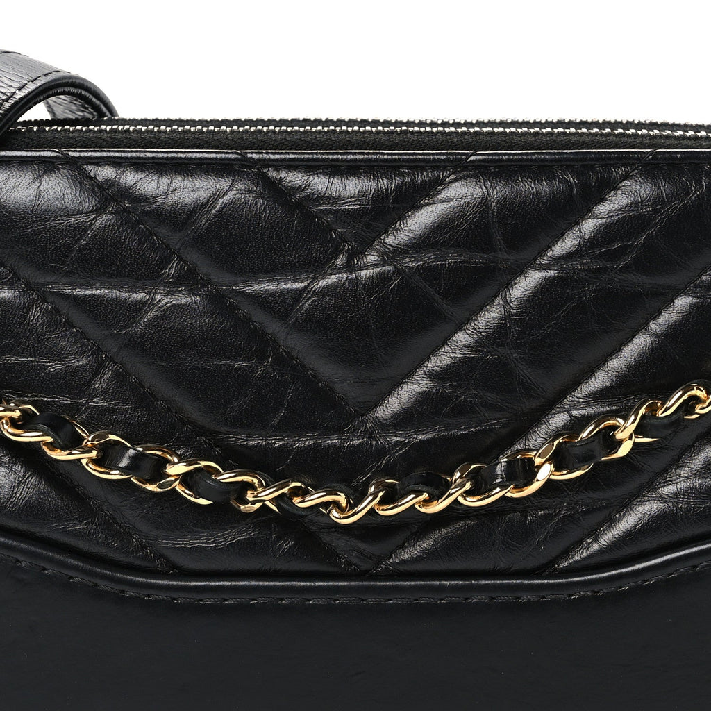 Aged Calfskin Chevron Quilted Small Gabrielle Clutch With Chain Black