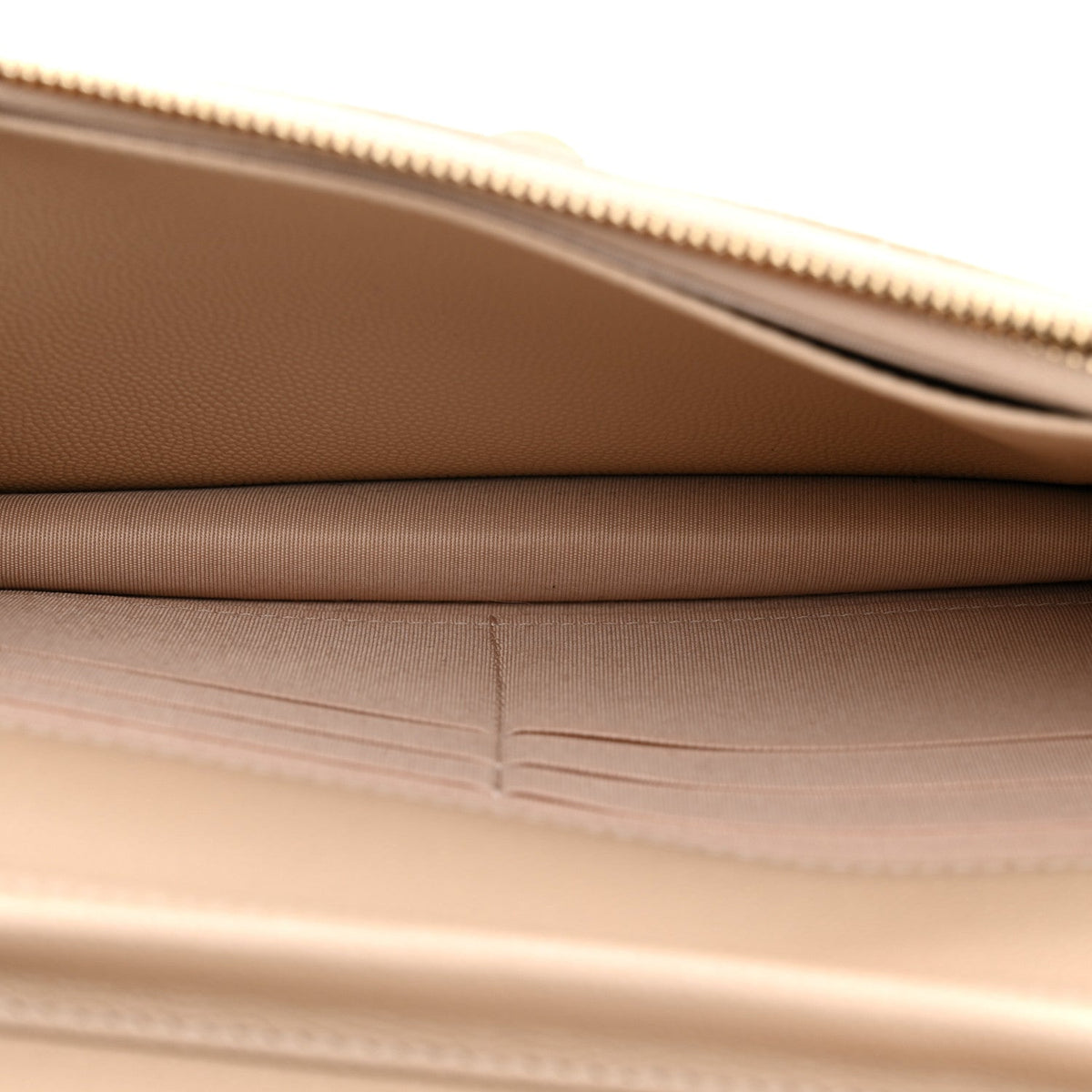 Caviar Quilted Golden Class Wallet On Chain WOC Beige
