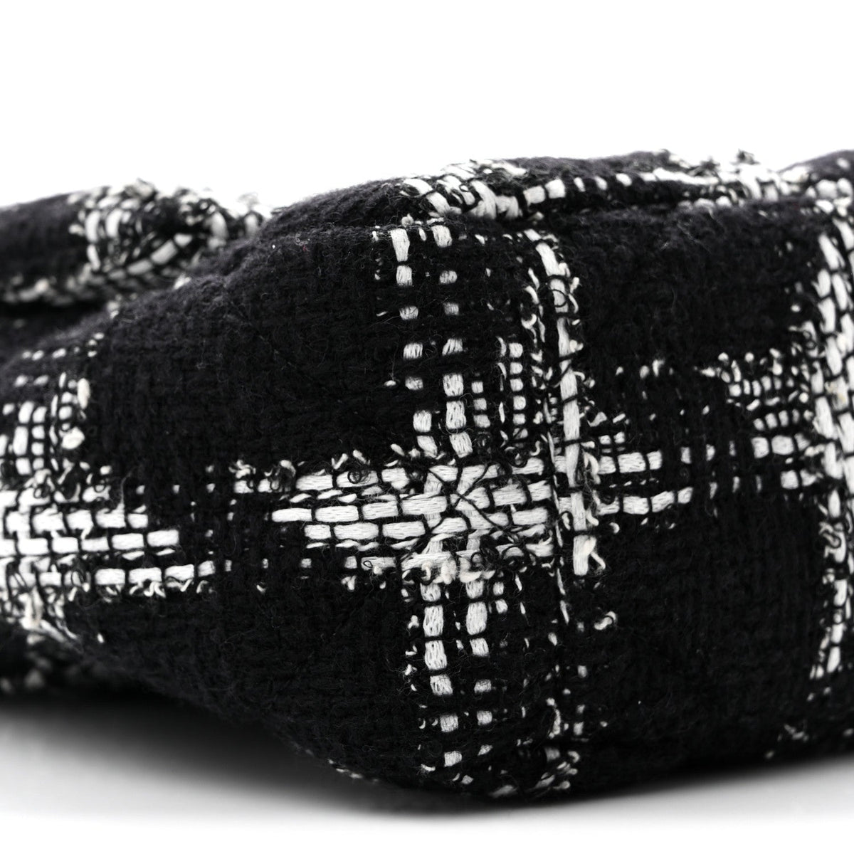 Tweed Quilted Medium Chanel 19 Flap Black White