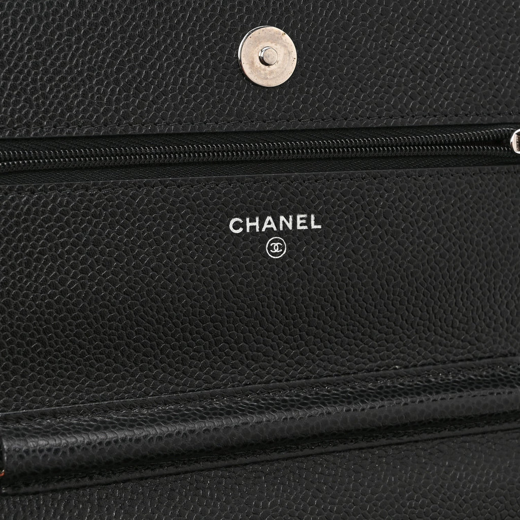 Caviar Quilted Wallet on Chain WOC Black