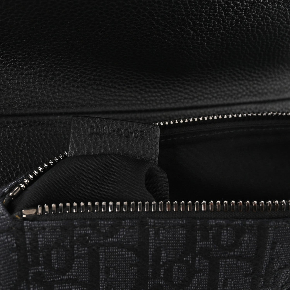 Grained Calfskin Oblique Mens Saddle Bag Black Blue