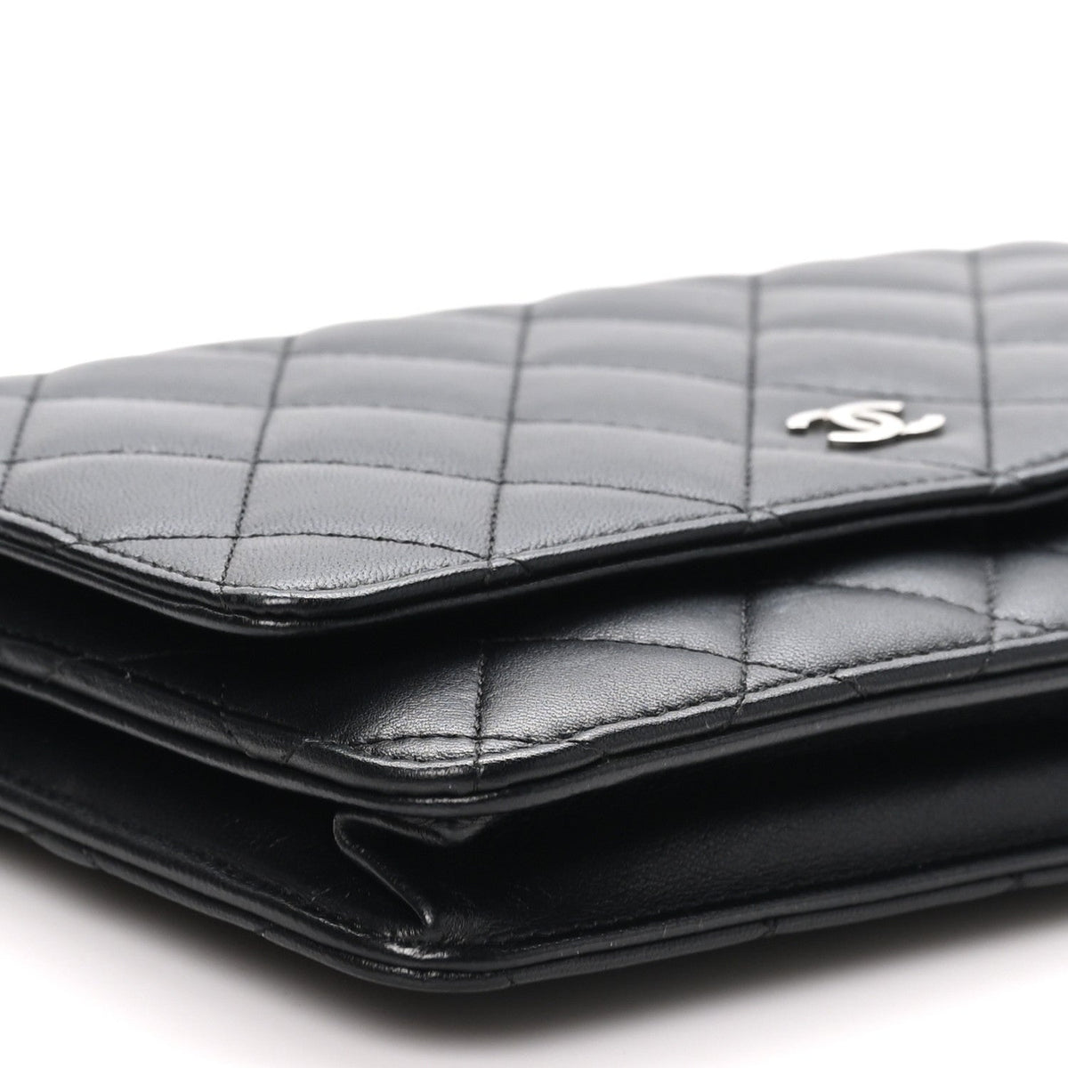 Lambskin Quilted Wallet On Chain WOC Black