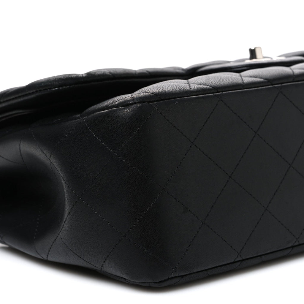 Lambskin Quilted Jumbo Double Flap Black