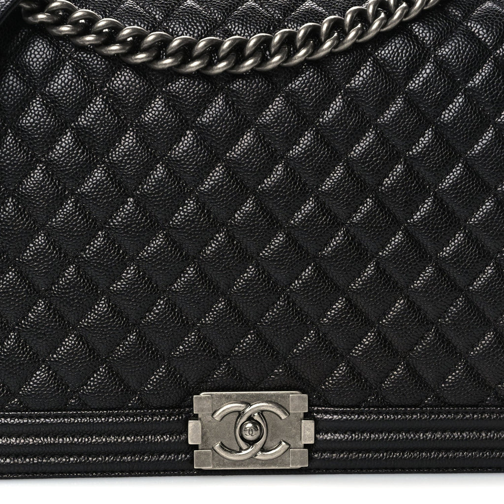Caviar Quilted Large Boy Flap Black