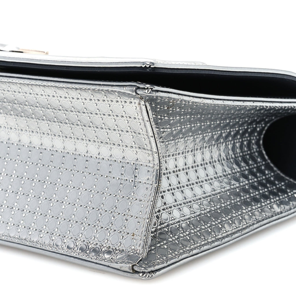 Metallic Patent Micro-Cannage Medium Diorama Flap Bag Silver