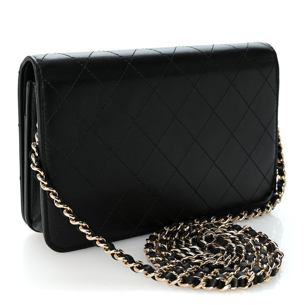Lambskin Quilted Enamel CC Wallet on Chain WOC Black