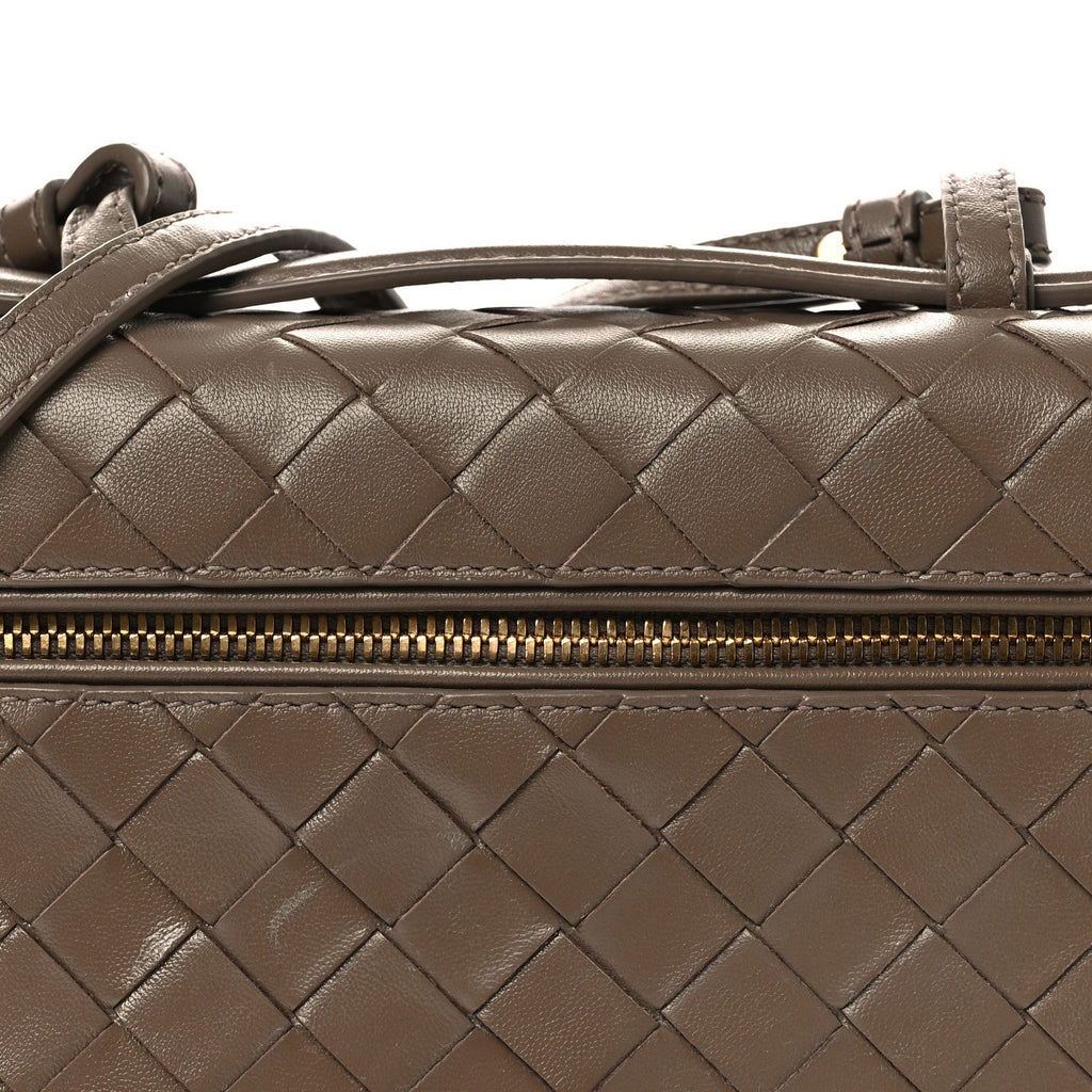 Calfskin Intrecciato Bang Bang Vanity Case Pinecone