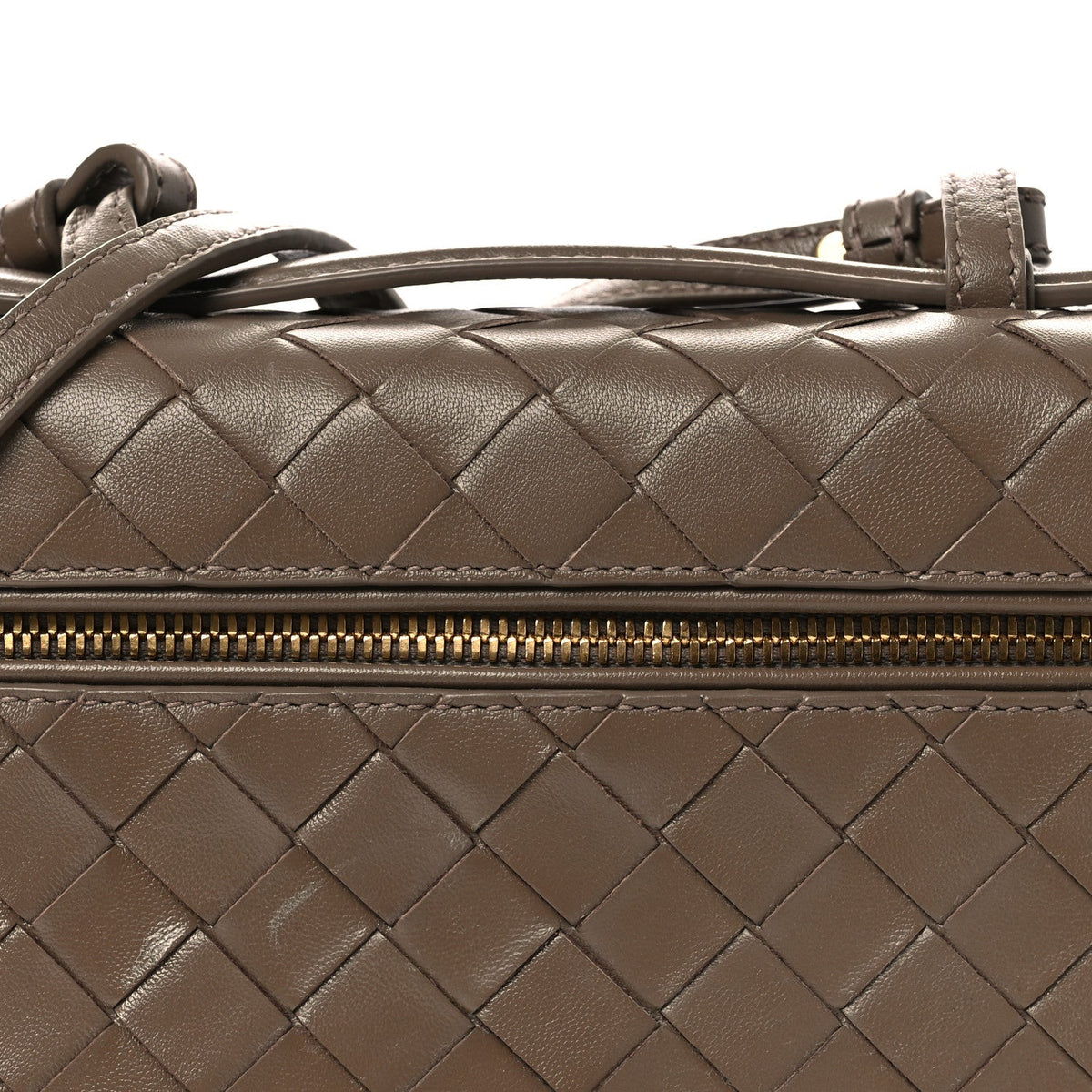 Calfskin Intrecciato Bang Bang Vanity Case Pinecone