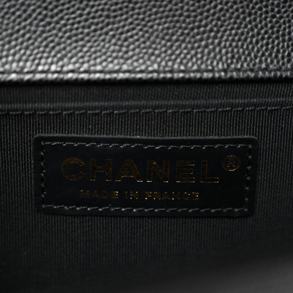 Caviar Quilted Medium Boy Flap Black