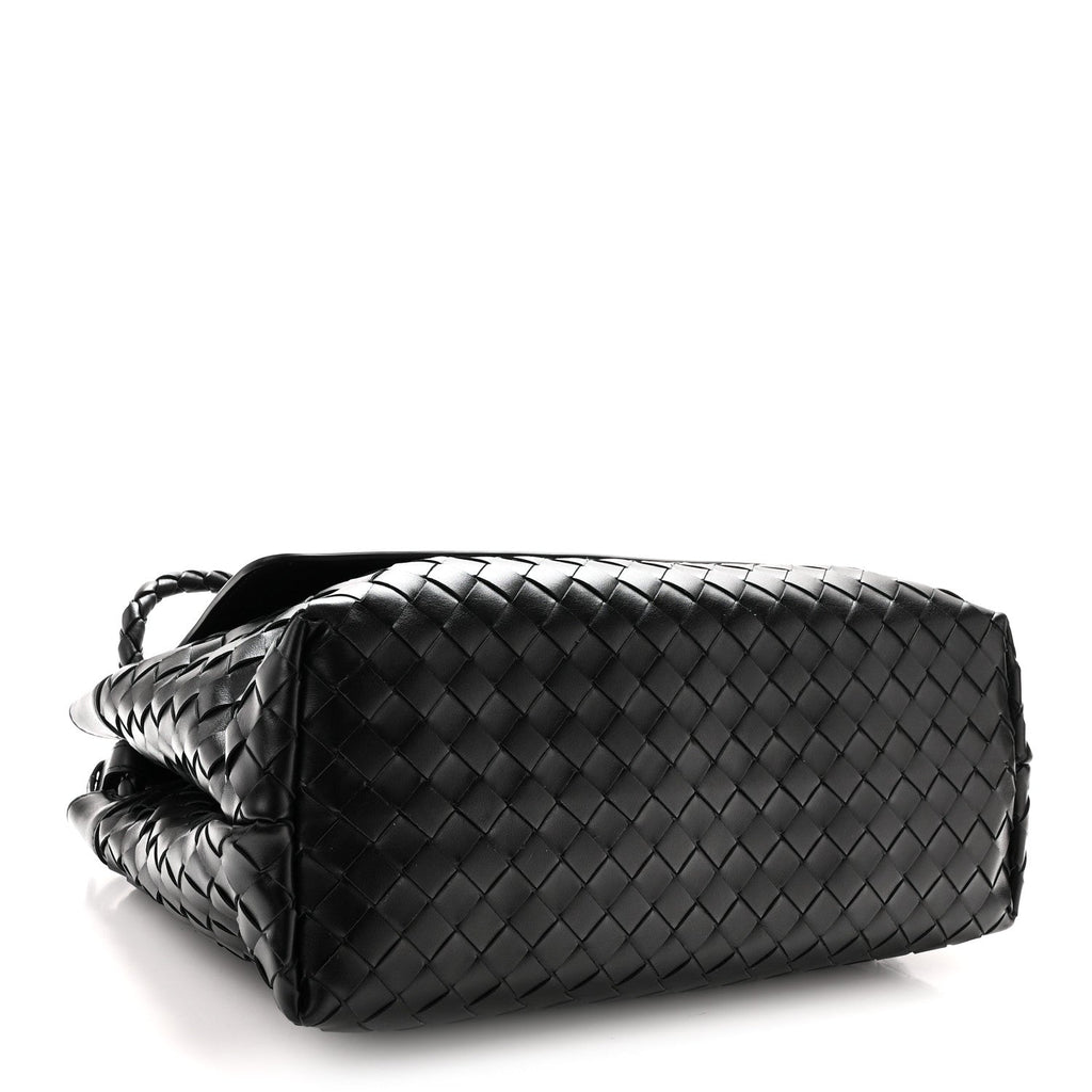 Calfskin Intrecciato Medium Andiamo Messenger Bag Black